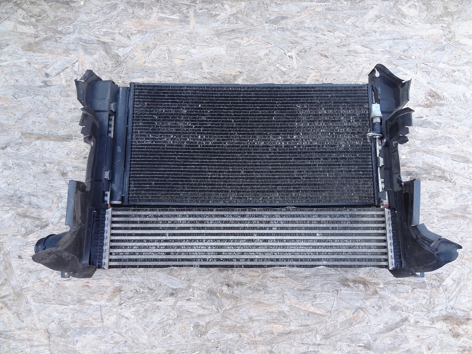 Комплект радиатор вентилятор балка 1.8 2.0 tfsi 2.0 tdi механическая коробка передач audi a4 a5 Недорого