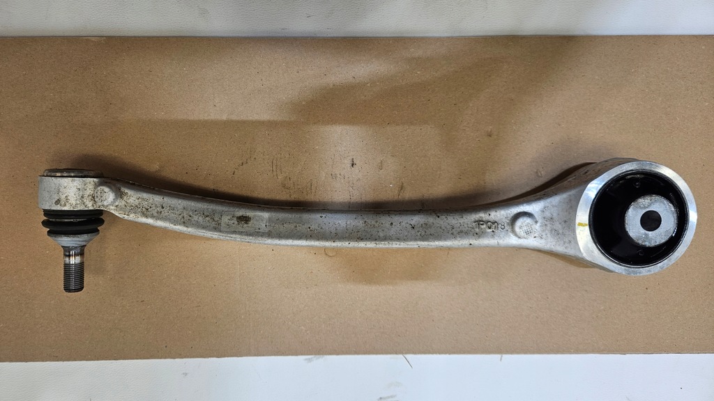 фото №1, Рычаг правый tesla model x s