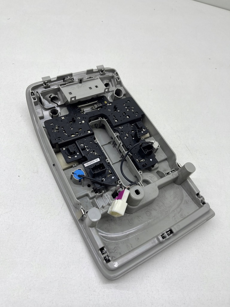 фото №11, Audi a6 c7 лампа освещение потолочный кабины салона микрофон bluetooth