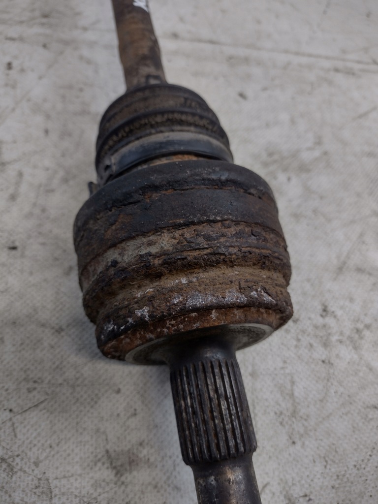 фото №11, Привідний вал лівий задня mercedes w211 1,8k sedan