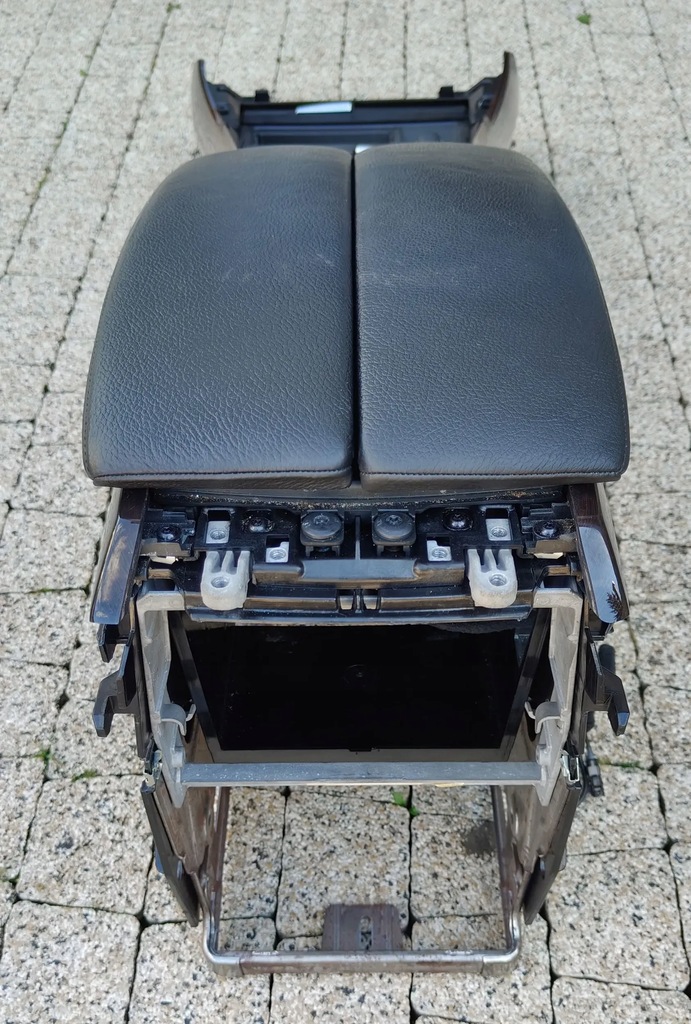 фото №9, Bmw x5 e70 подлокотник туннель средний каркас чёрный