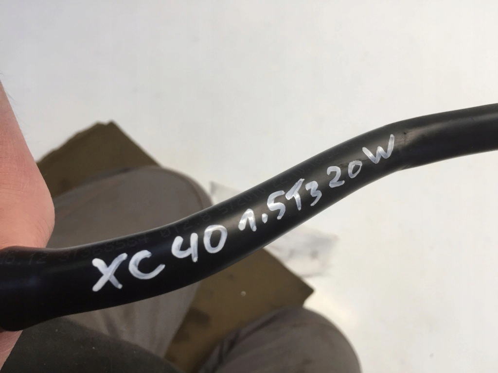 Volvo xc40 1.5 t 2020 труба шланг води 31368584 Оригінал