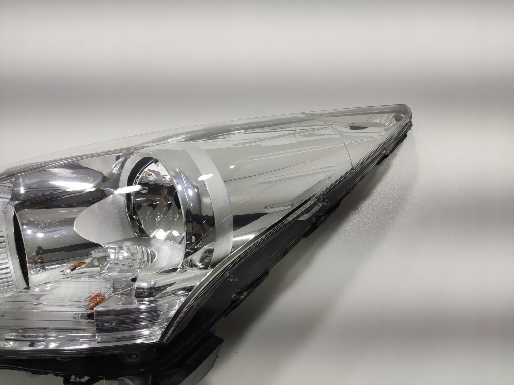 фото №11, Лампа левая левый перед передняя peugeot 3008 i 89903340 2009-2012 europa