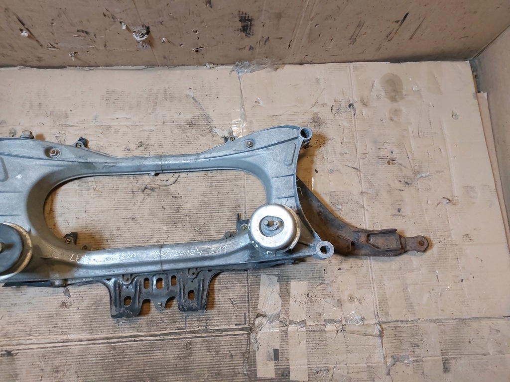 фото №13, Подрамник балка перед lexus is250