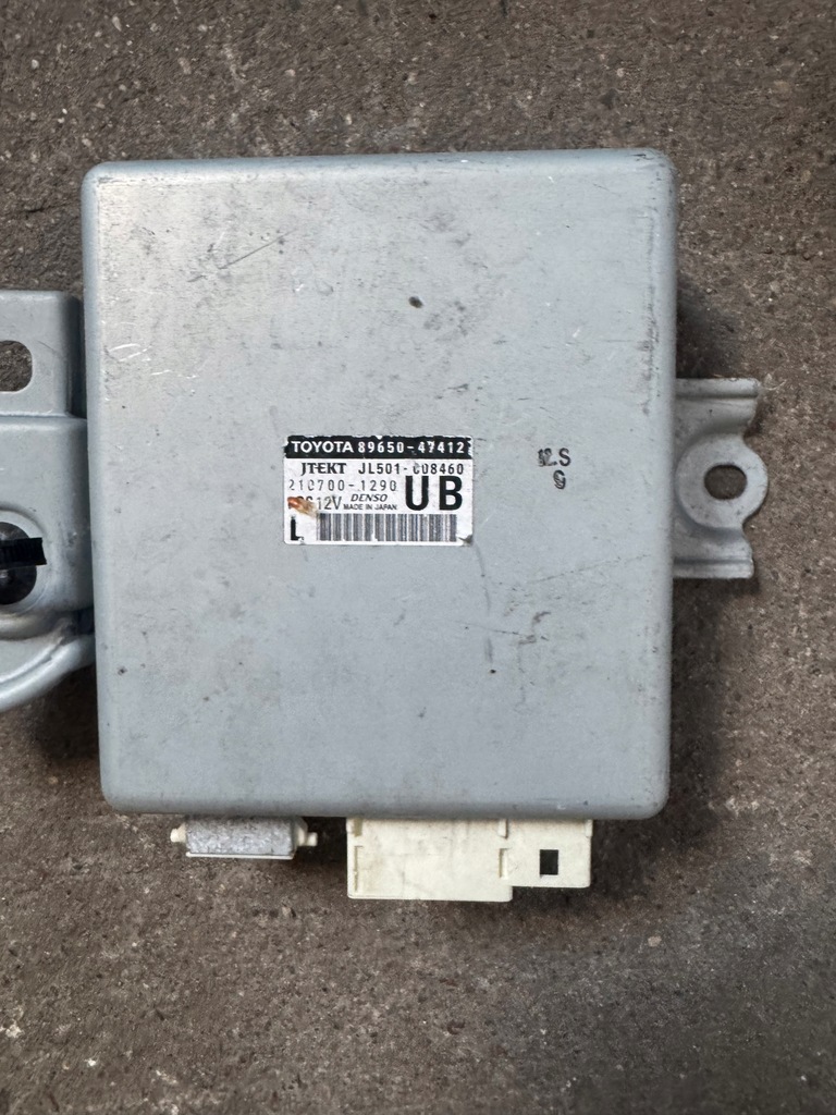 фото №1, Toyota prius+ plus модуль блок управления усилителя руля 89650-47421