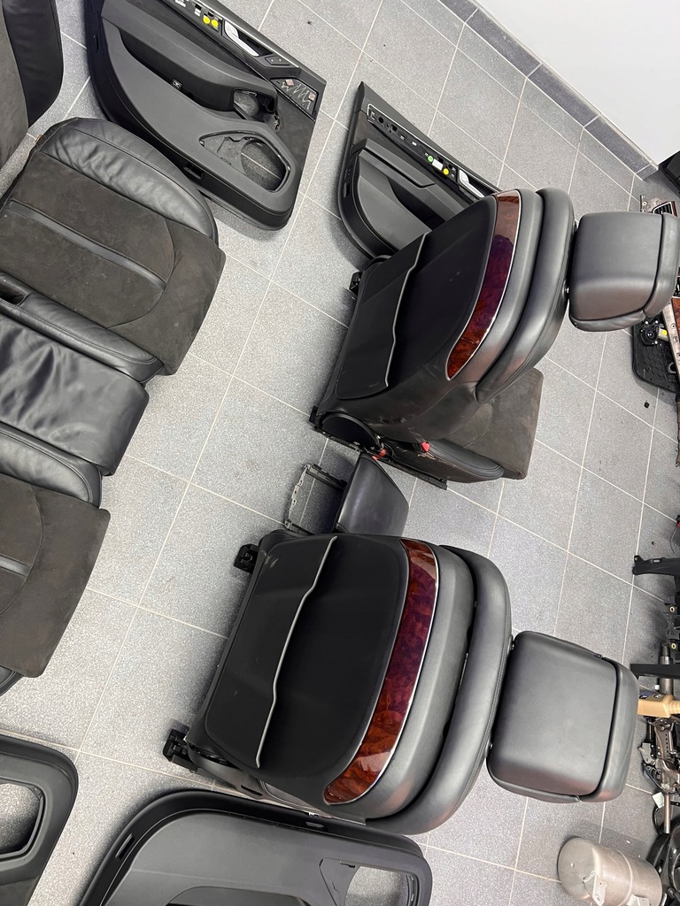 фото №7, Audi a8 d4 сиденья заднее сиденье кожа czarna alcantara