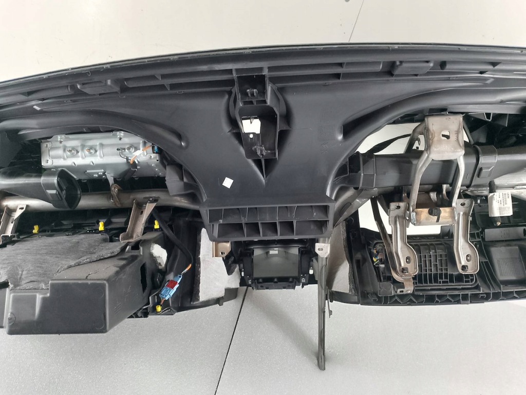 Панель приладів приладова, панель  подушки безпеки датчик ремені peugeot 308 Недорого