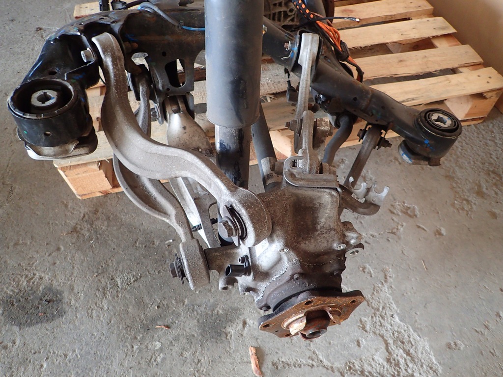 фото №6, Bentley bentayga 36a 4.0 tdi подвеска задняя задние подрамник мост