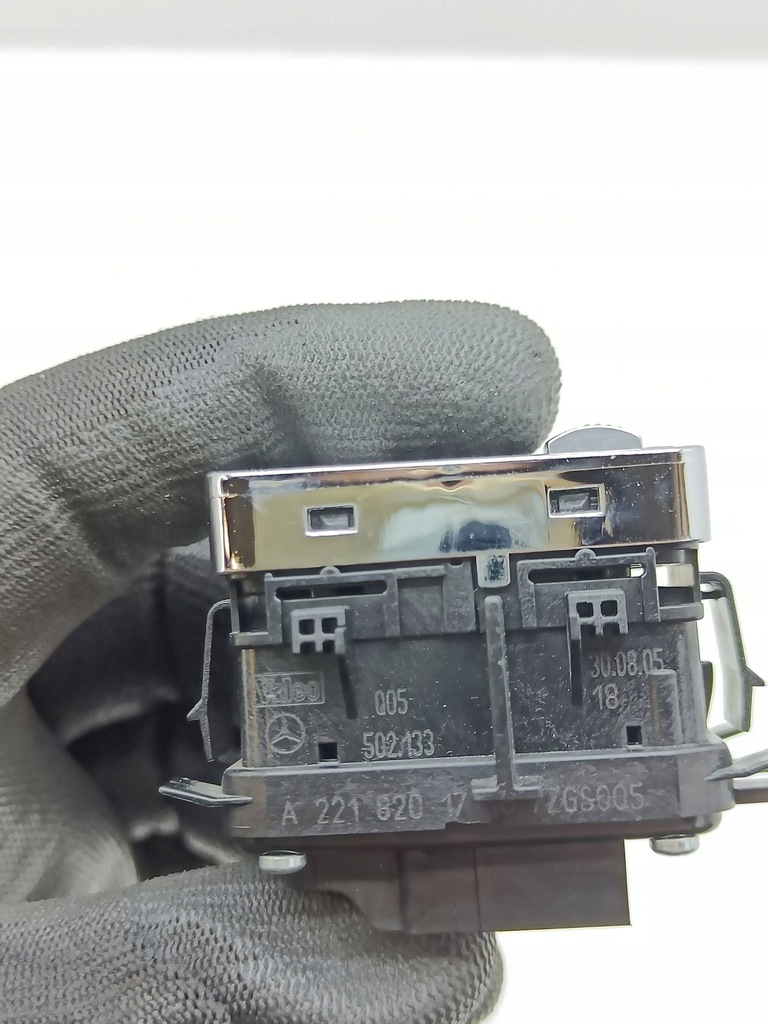 фото №7, Mercedes-benz s w221 2007 перед сторона правая кнопки окон