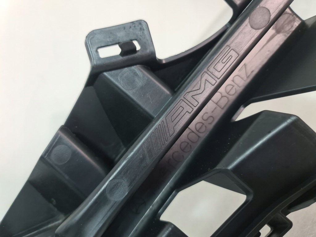 фото №12, Mercedes eqe v295 решётка бампера перед средняя amg a2958854801