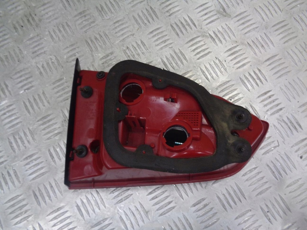 фото №7, Лампа правая задняя задняя w крышка kia ceed 2 ii kombi 12- 92404-a23 europa