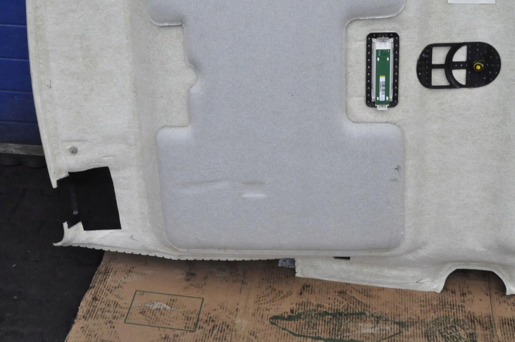 фото №11, Bmw i3 потолок крыша