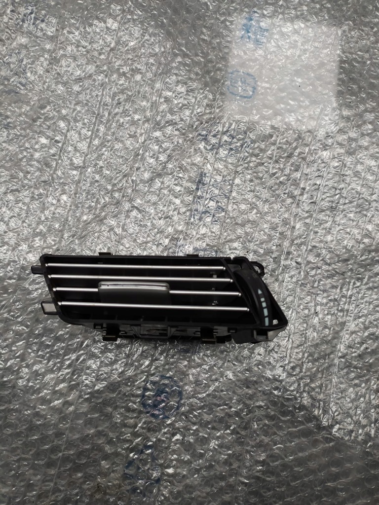 фото №7, Решётка обдув mercedes e-klasa w212 левая правая