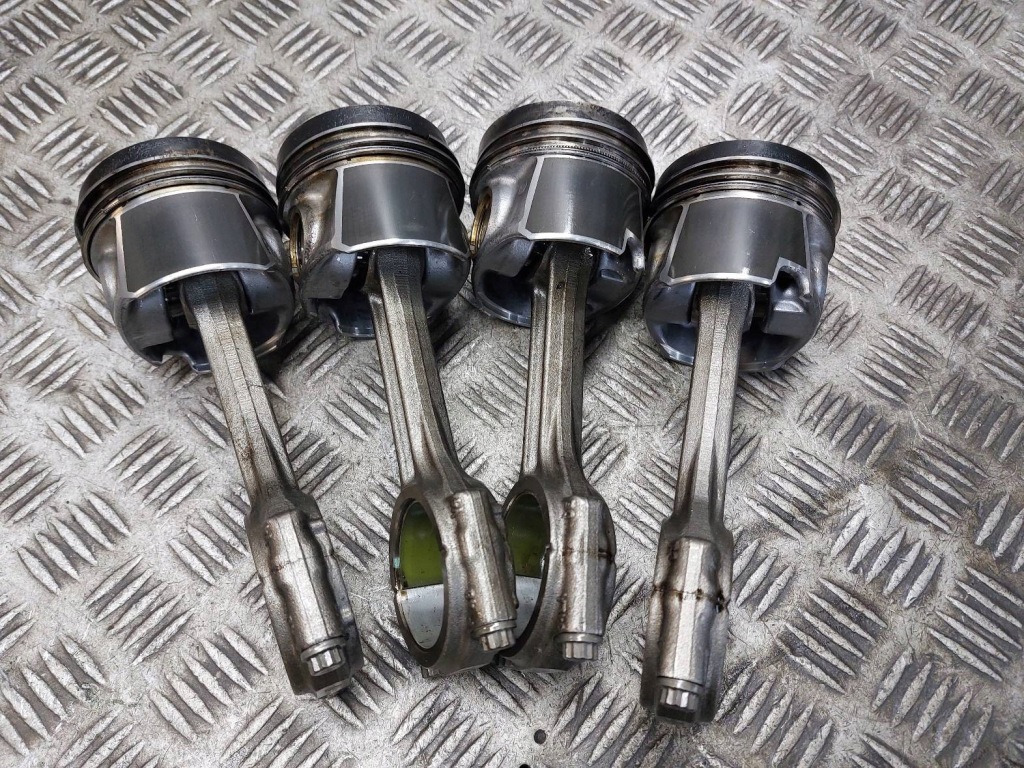 Поршень + шатун za комплект  4szt volkswagen passat b8 lift dfh dfha Київ