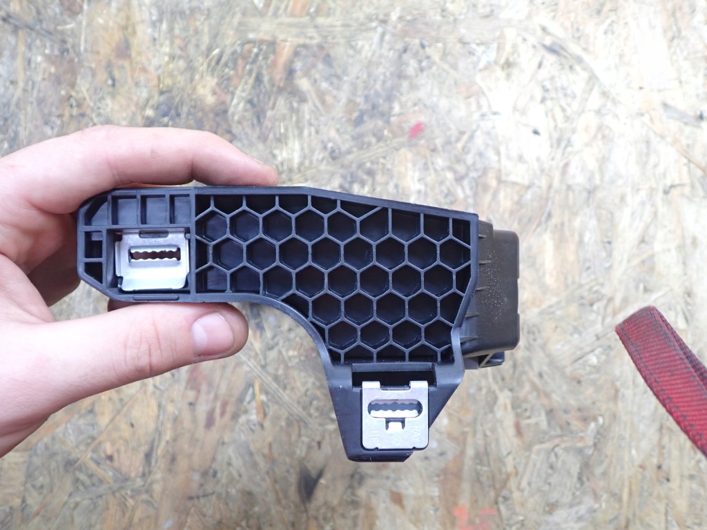 фото №5, Кронштейн туннель skoda octavia iii 2019 europa 4x4 kombi