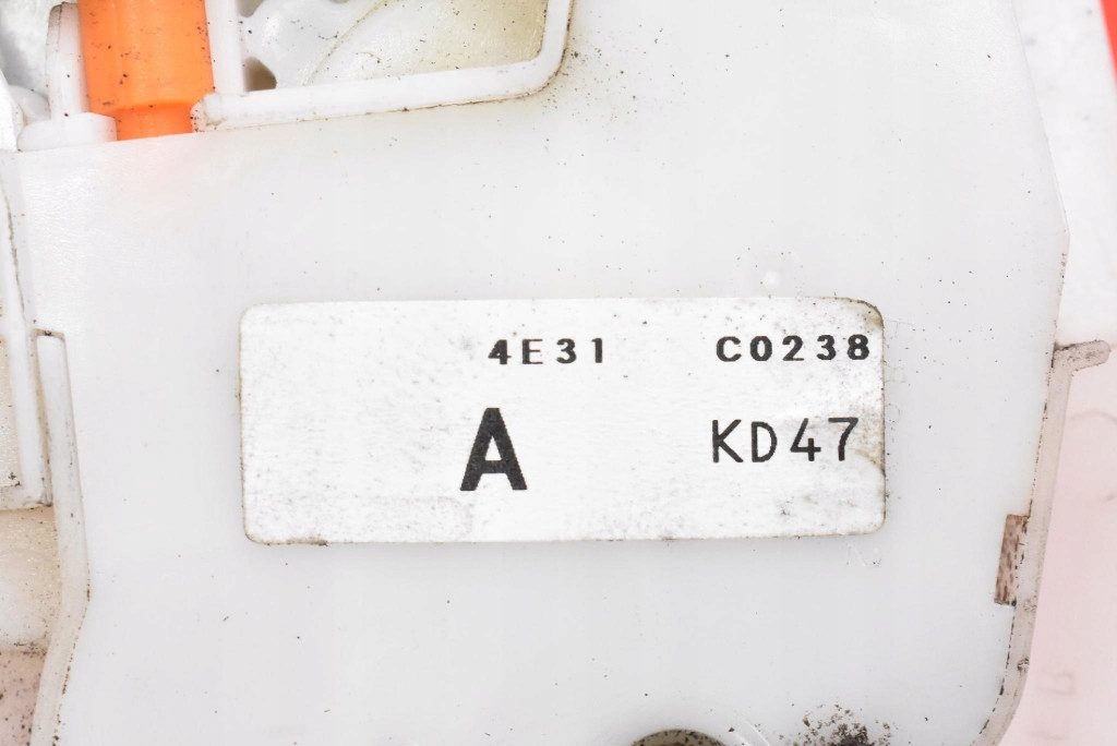 фото №8, Замок дверь левый задняя задний f97-g02-l1 mazda cx-5 1 i 12-17