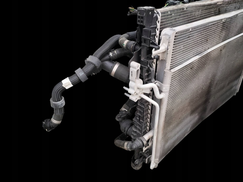 фото №12, Pas передний балка радиатор land rover evoque ii l551 2.0d 2022r. автоматическая коробка передач