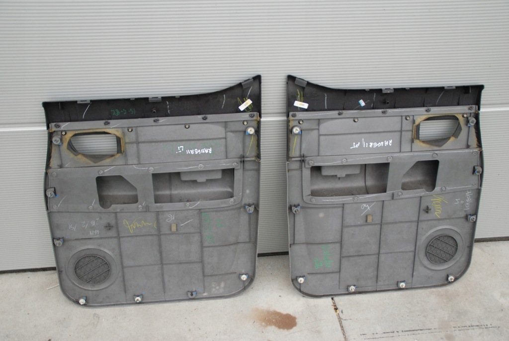 фото №4, Обшивка оббивка двері l / p задня ranger ii 06-r