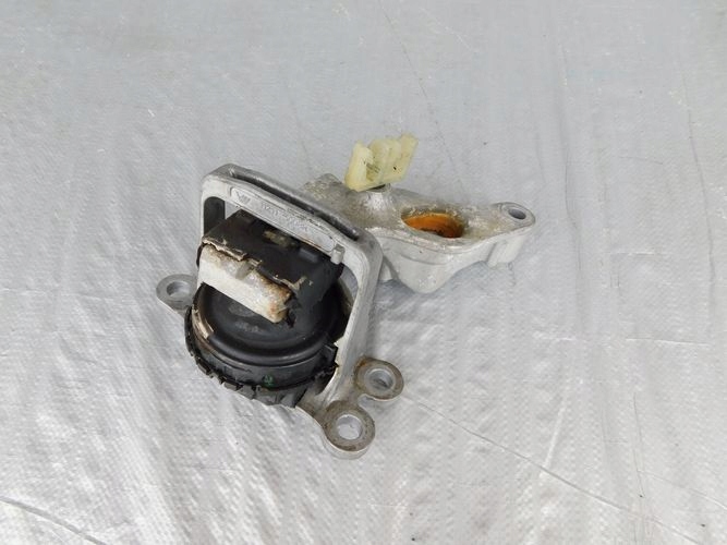 фото №1, Renault scenic iv 1.3 tce кронштейн коробки