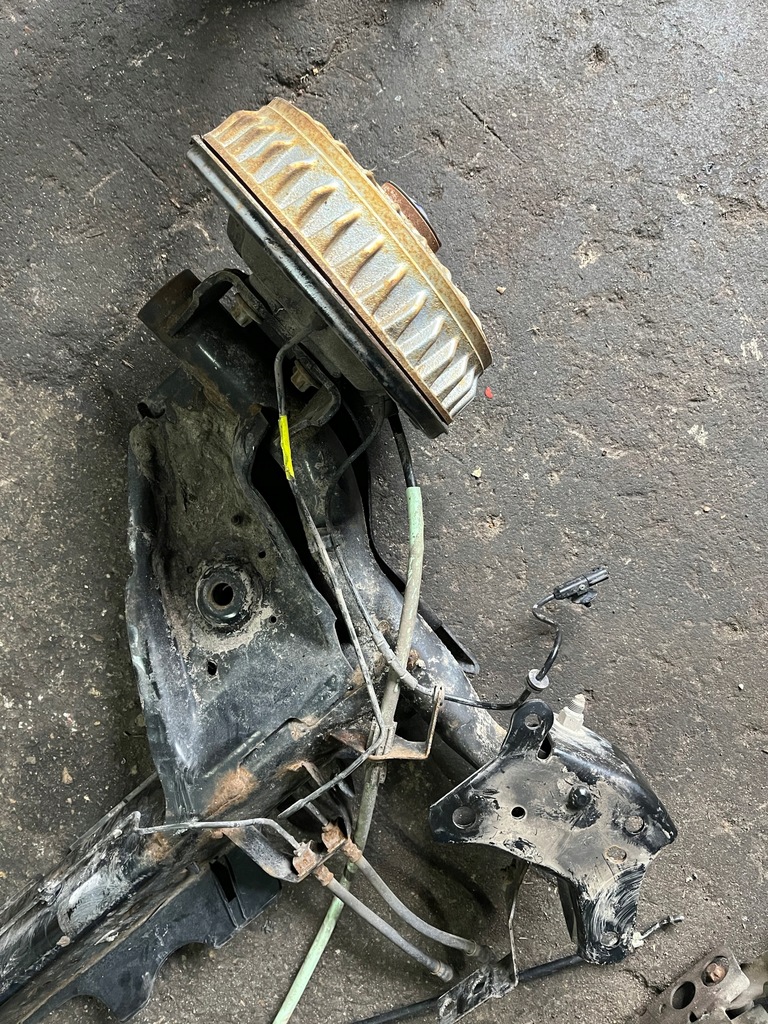 фото №3, 66 renault clio iv подвеска балка oś задняя