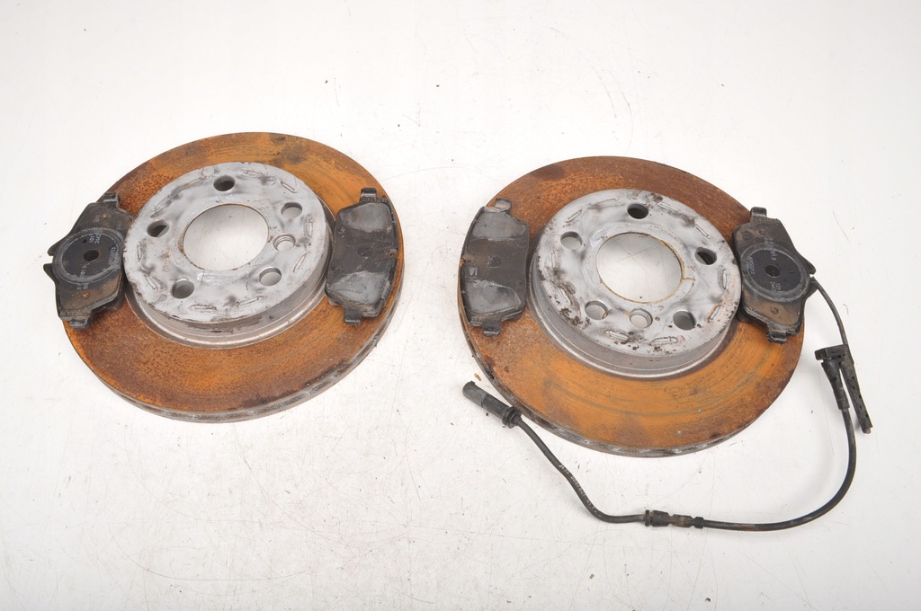 фото №1, Mini f56 1.5 тормозные диски тормозные перед