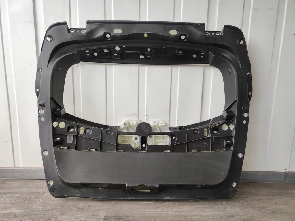 фото №14, Крышка багажника задняя renault captur ii 2019- -------