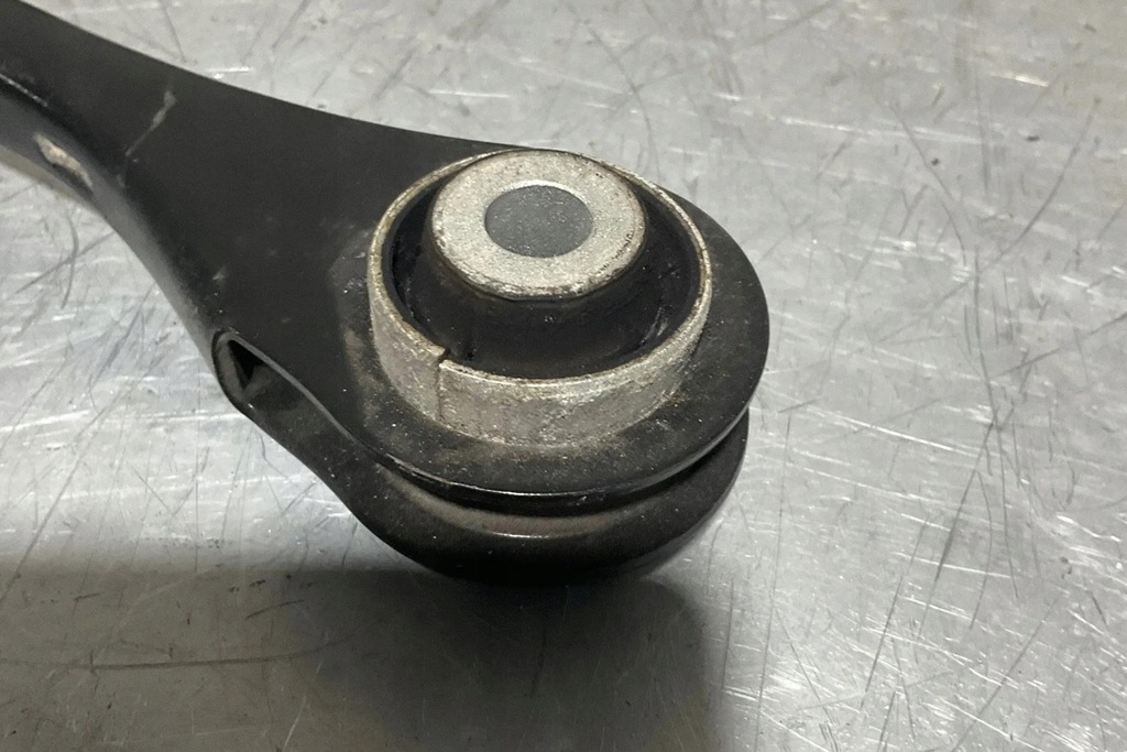 фото №6, Рычаг задний левый bmw 3 g20, g28 6878633 3.0l дизель 195kw 2020