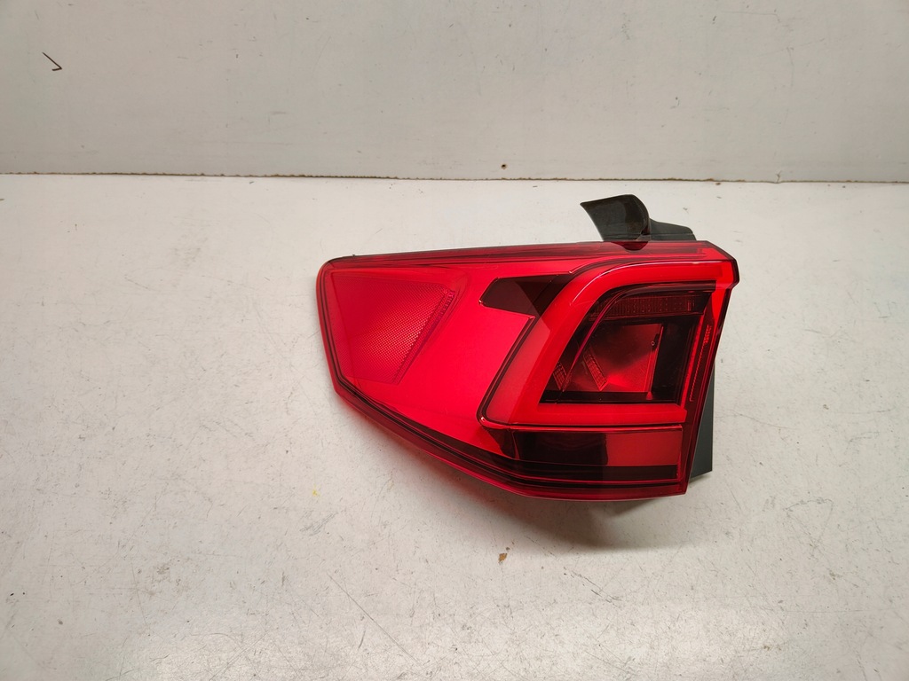 фото №1, Seat tarraco лампа ліва задня led 5fj945207