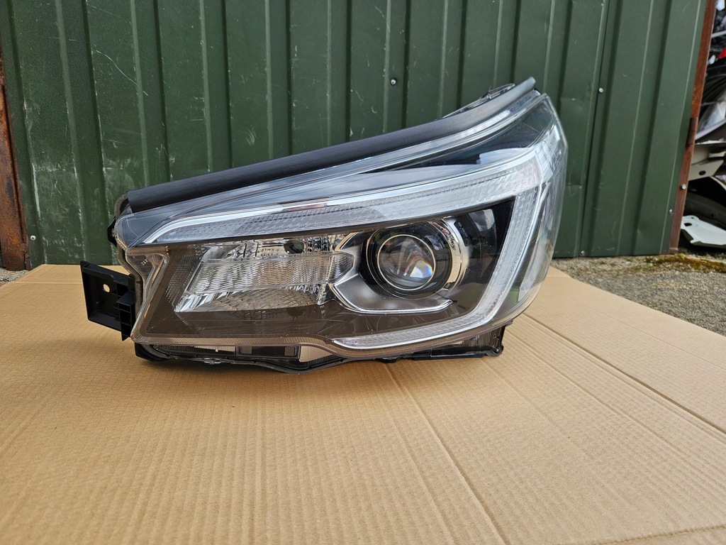 фото №2, Subaru forester v 5 лампа левый перед full led