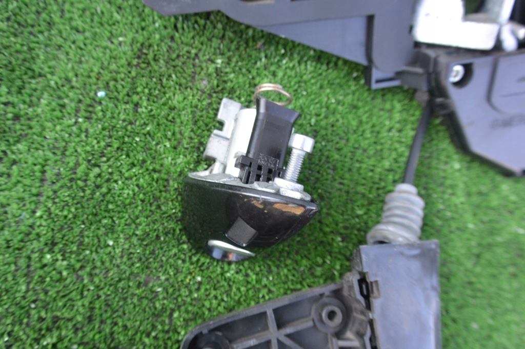 Замок ручка дверь mercedes gl ml 164 uk Оригинал