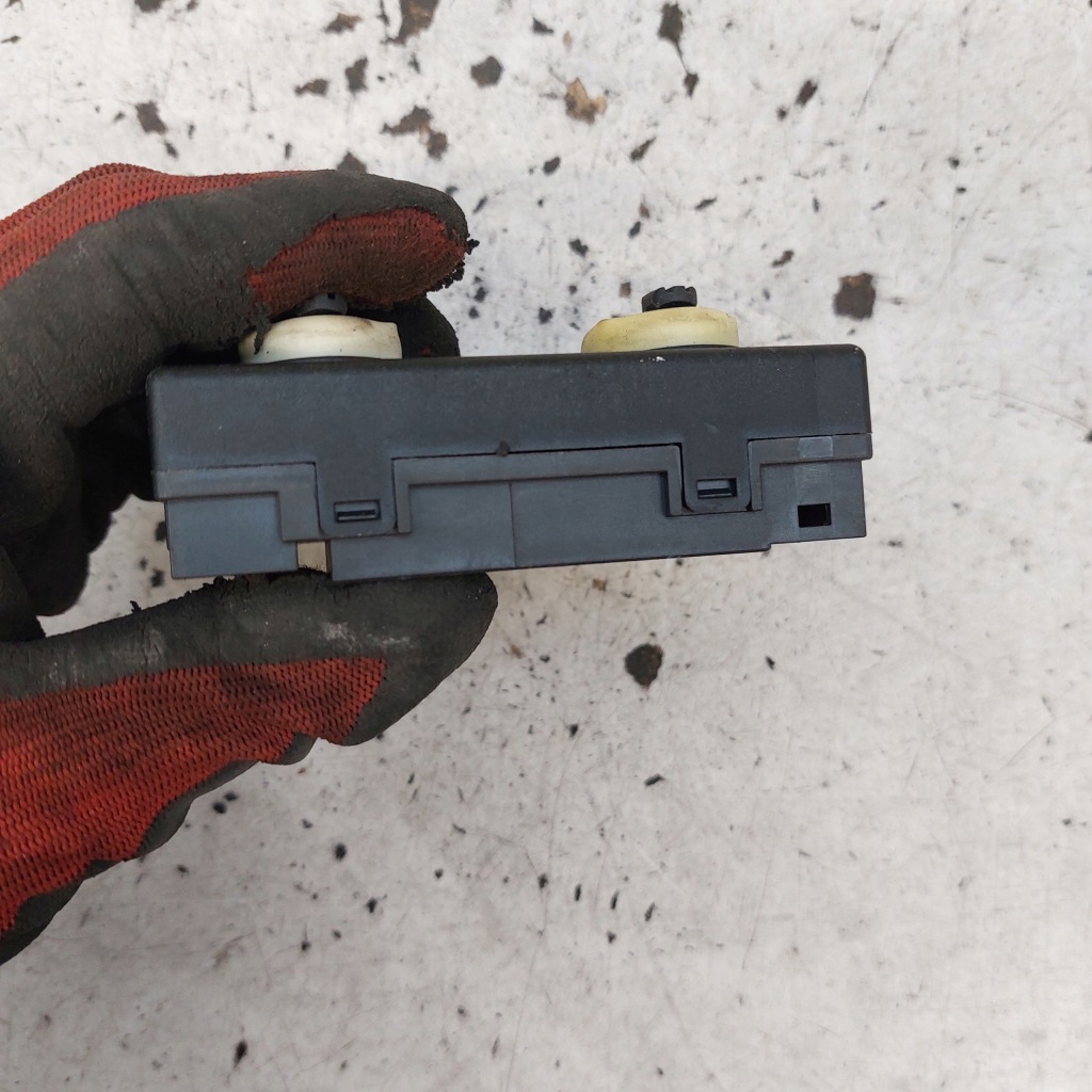 фото №7, Skoda superb ii 2 sedan модуль датчик дверь temic 7n0959792a