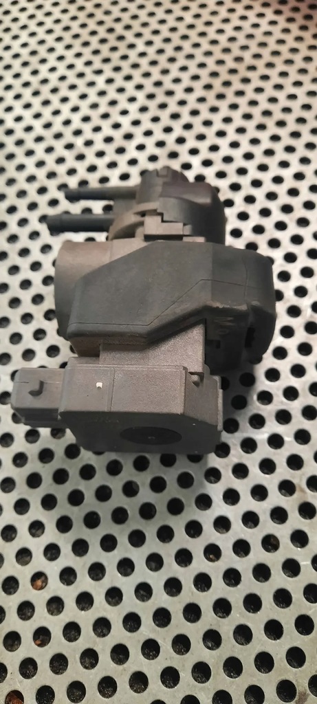 фото №1, Клапан egr pa66gf30 ford transit