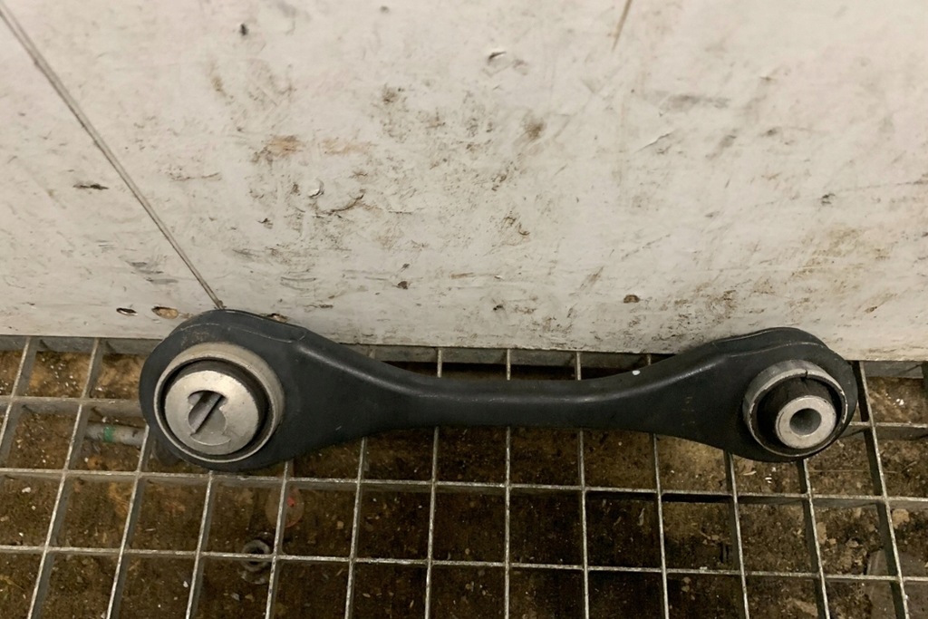 фото №9, Рычаг задний правый bmw 3 g20, g28 6878633 2.0l бензиновый 190kw 2019