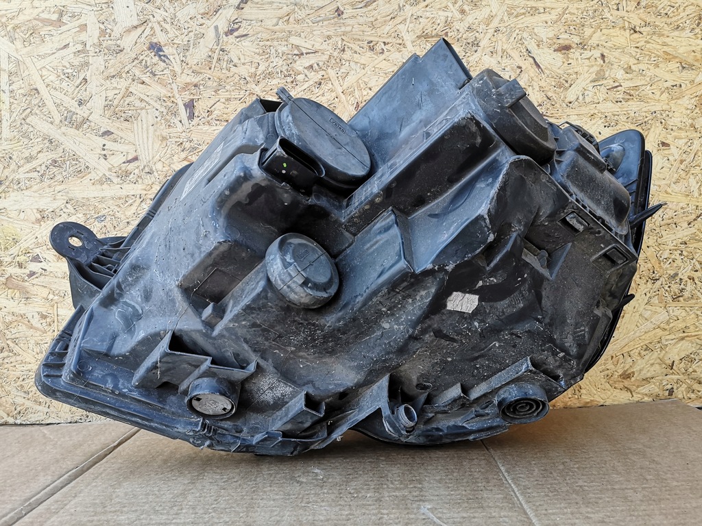 фото №10, Vw t6 transporter лампа правый перед 7e1941016ad не ремонтировалась