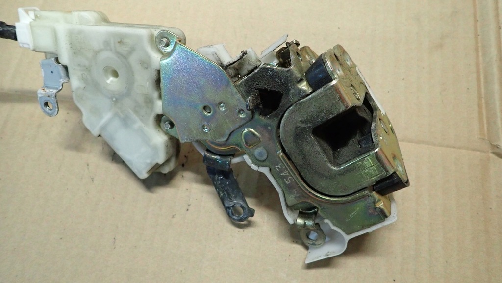 фото №4, Nissan almera tino 00-06 замок дверь задний левый