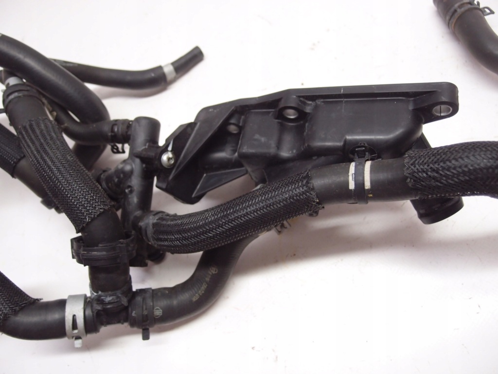 фото №10, Корпус термостата шланги qashqai ii 1.2 dig-t