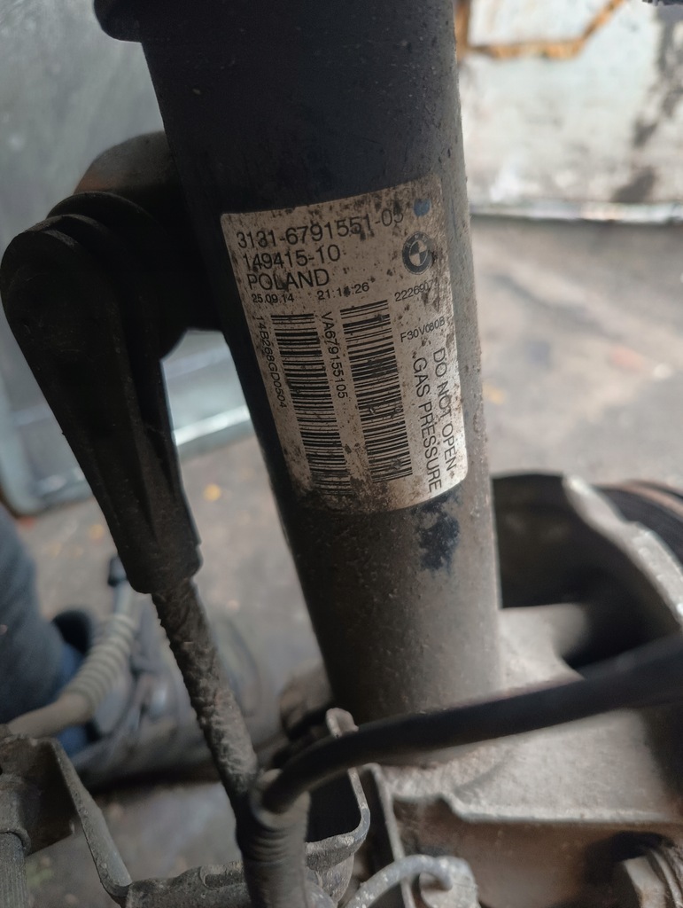 фото №7, Bmw f30 f31 f32 колонка амортизационная стойка амортизатор рычаг поворотный кулак 2.0d