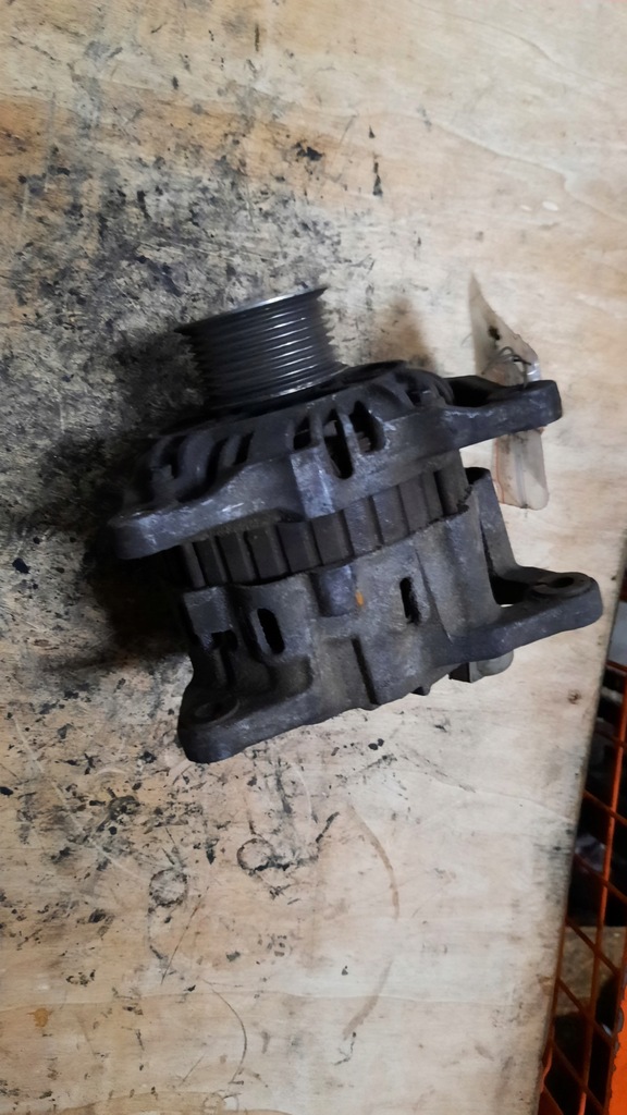 фото №2, Генератор mazda 6 2.0d 03r