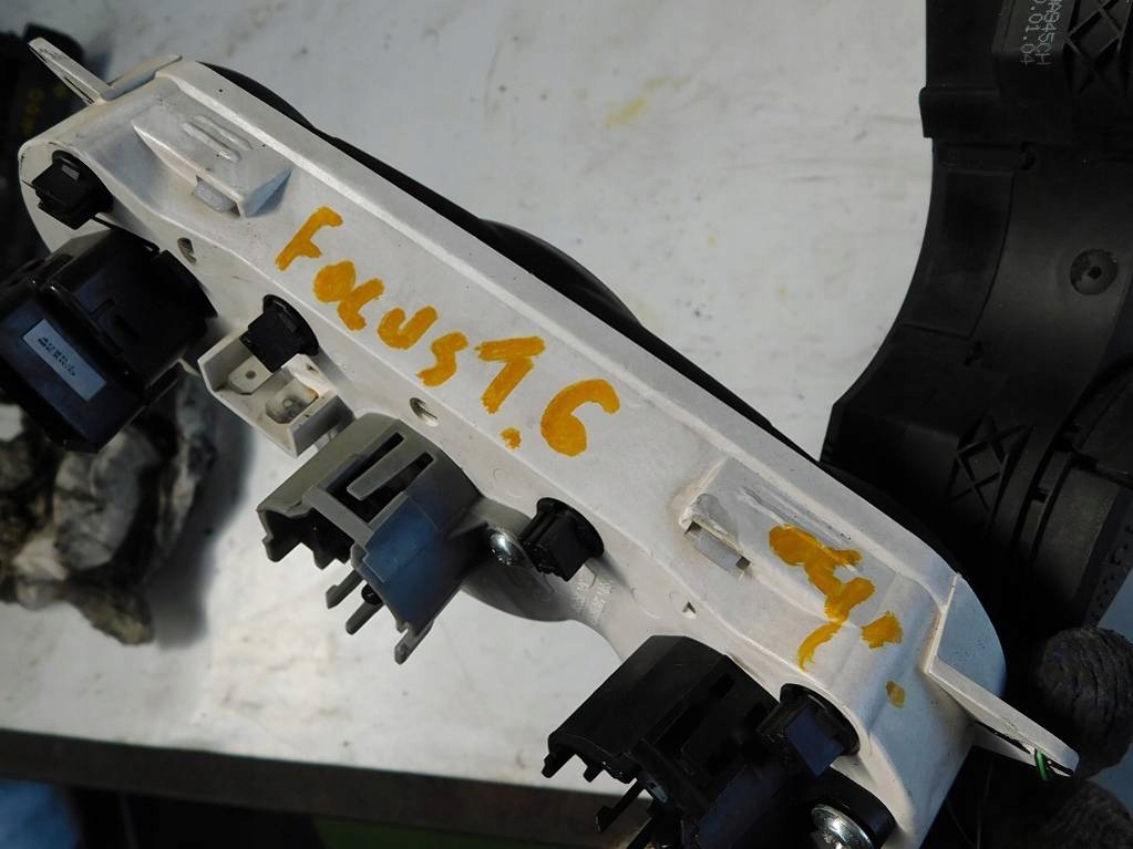 фото №9, Ford focus mk1 1.6 04r панель обдув кондиционера