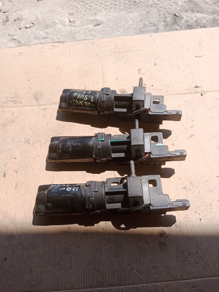 фото №1, Замок крышки багажника renault vel satis 8200014027