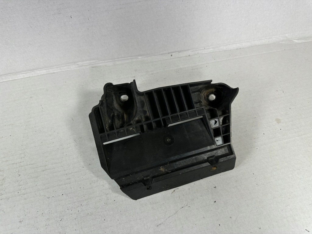 Купить Mondeo mk5 кронштейн аккумулятор dg93-10663-b