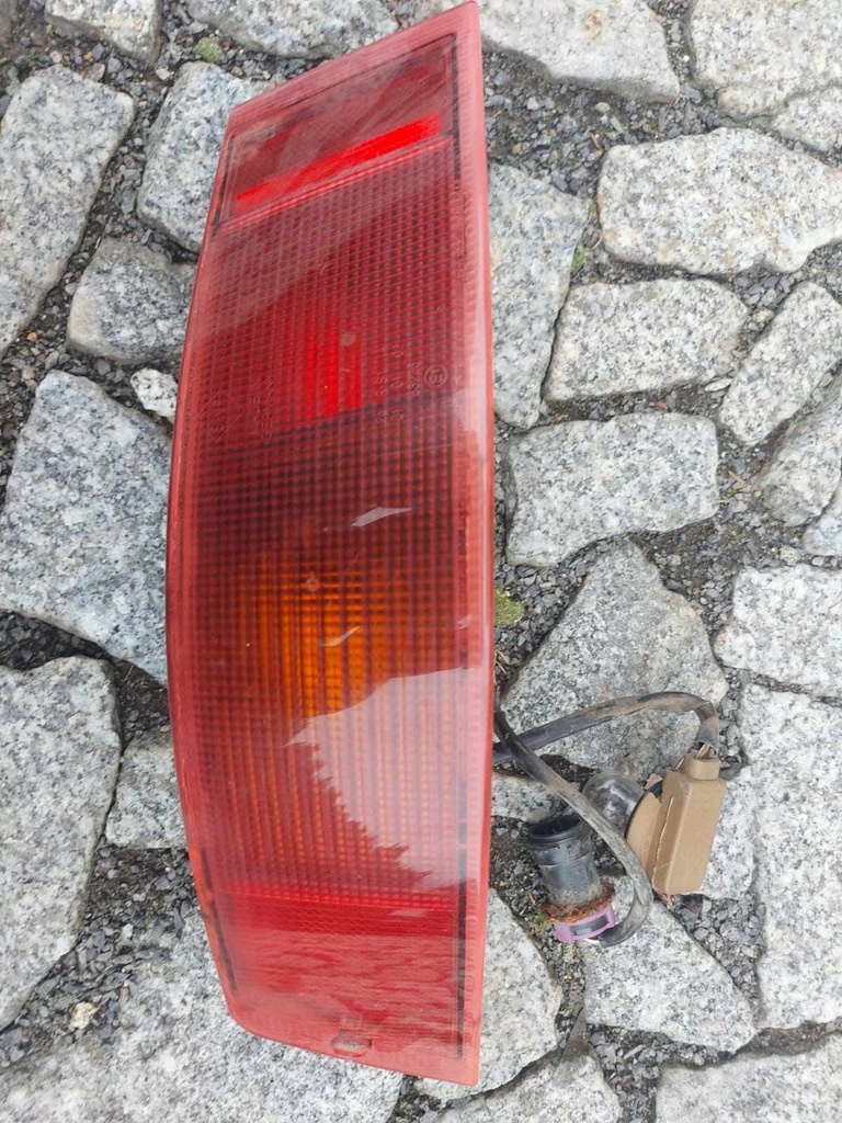 фото №1, Porsche 964 лампа задняя левая