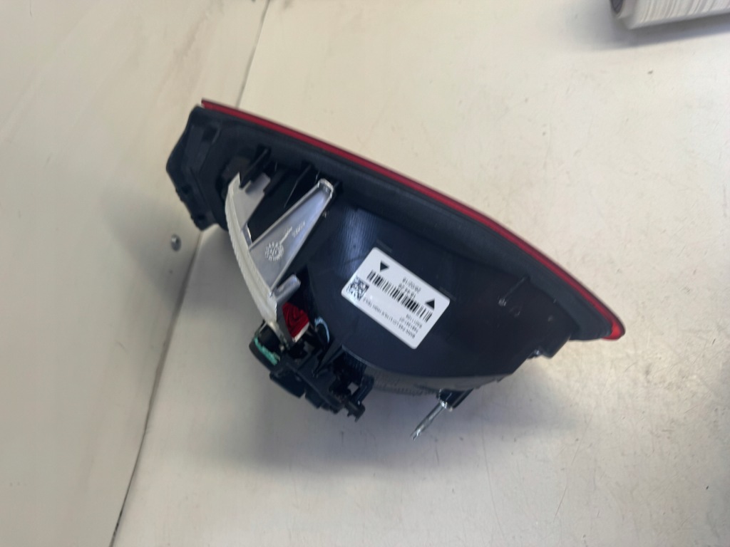 Bmw f45 фара левое  задняя w крышке  7491341 с Разборки