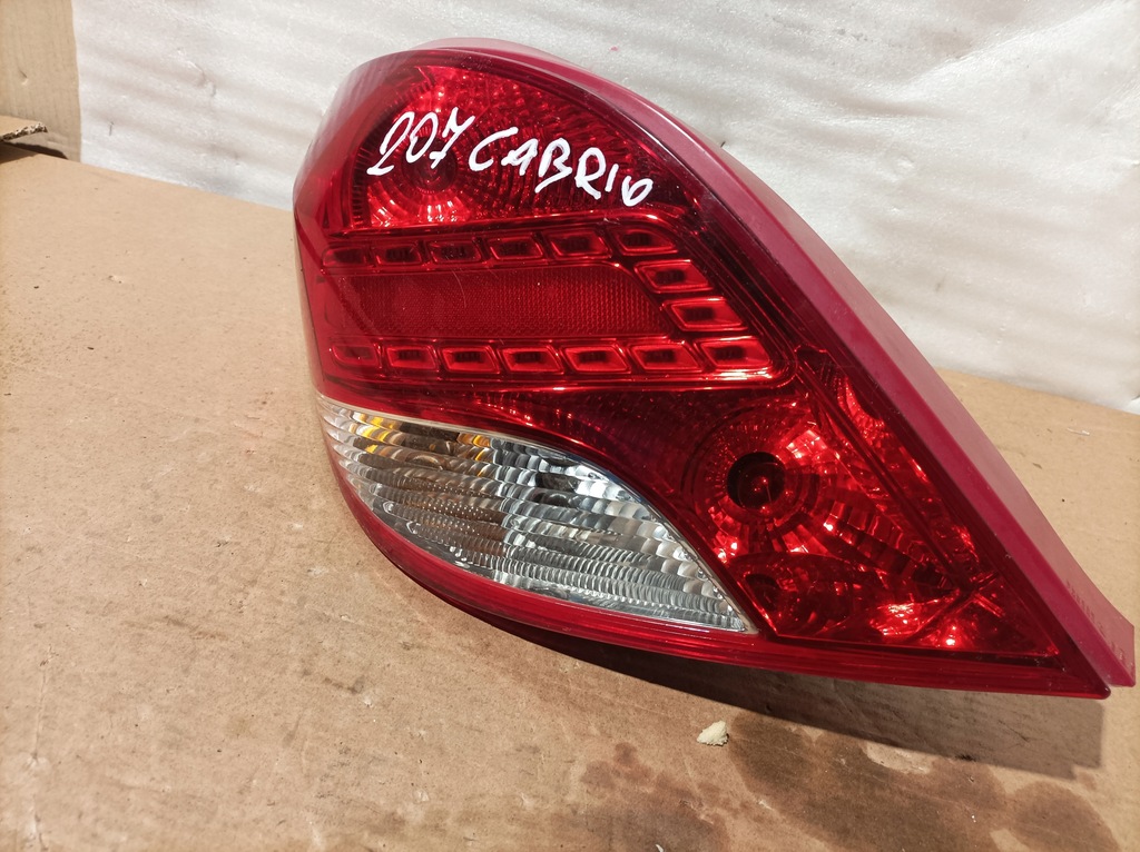 фото №1, Peugeot 207 lift cc cabrio лампа задняя левая led