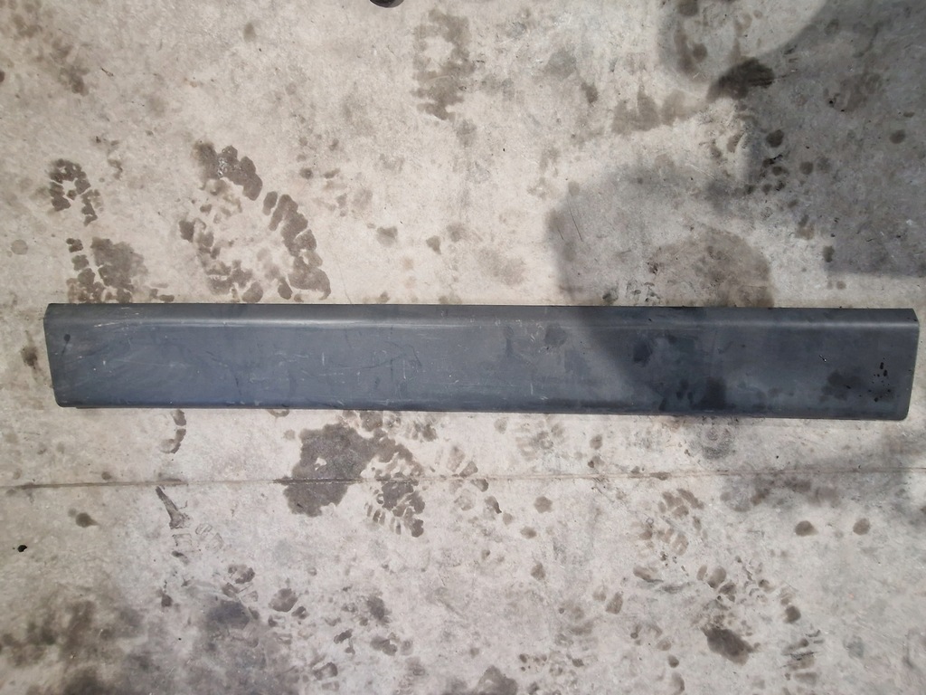 фото №1, Молдинг накладка левый bok master iii 828210160r