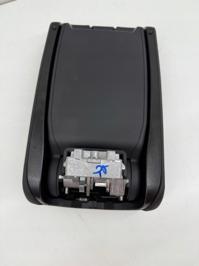 фото №15, Audi a6 s6 s7 c7 s-line подлокотник ze бардачок туннель среднего чёрный!