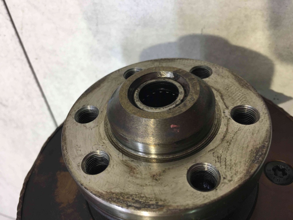 Wał коленчатый audi a4 b5 1.6 adp 050105189 с Разборки