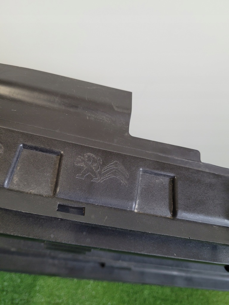 фото №9, Peugeot citroen opel воздуховод воздуха жалюзи pas передний 9817002880