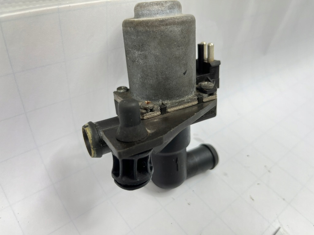 Электроклапан отопителя отопления климатроник mercedes w124 0008307284 Цена