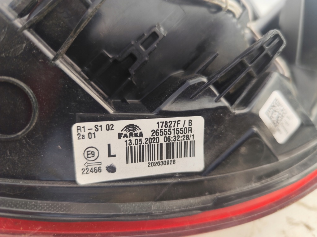 фото №4, Renault clio v 5 лампа задня задня права led